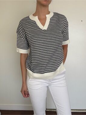 Arach&Cloz Black & White Short Sleeve Knit Top